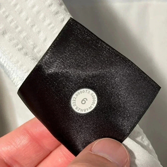 Lululemon Pack Light Pullover Almost Blue Rare - Picture 12 of 16